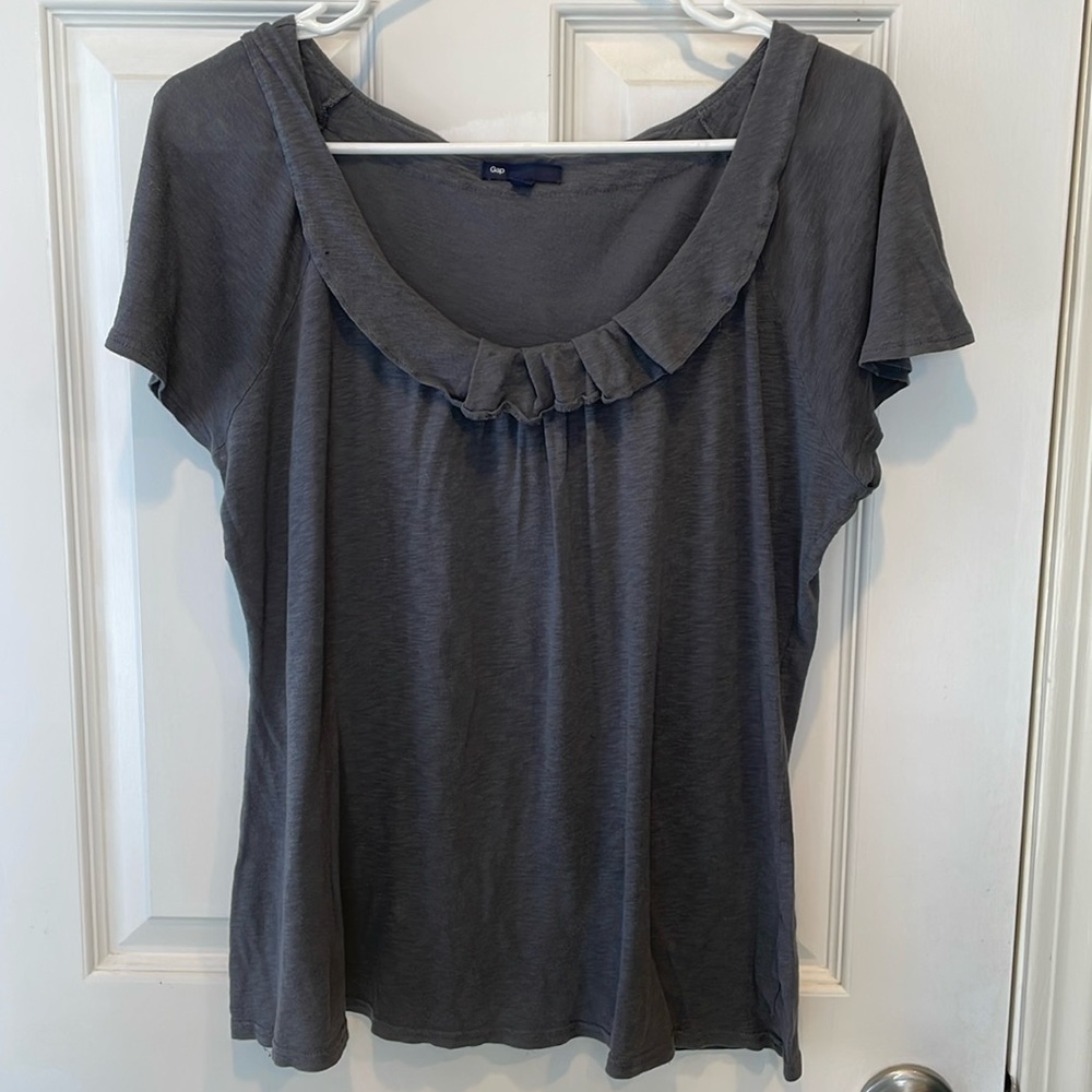 Gap ruffle neckline tee